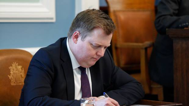 Sigurdur Ingi Johannsson named as new PM of Iceland