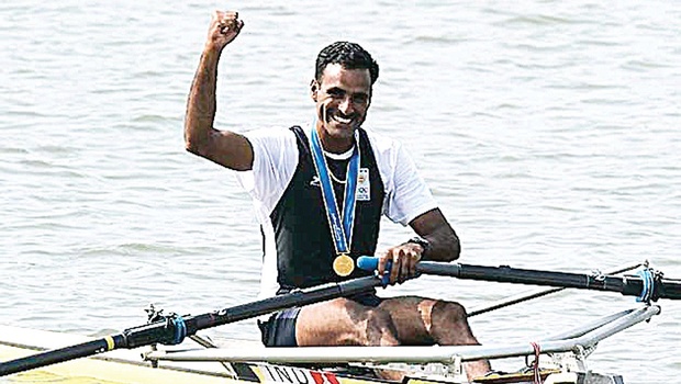 Indian rower Dattu Bhokanal qualifies for Rio Olympics