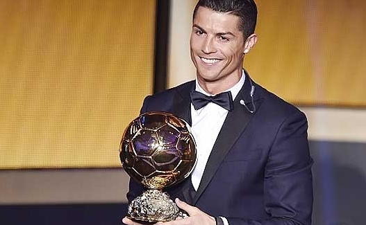 Cristiano Ronaldo wins 2016 FIFA Ballon d’Or Award