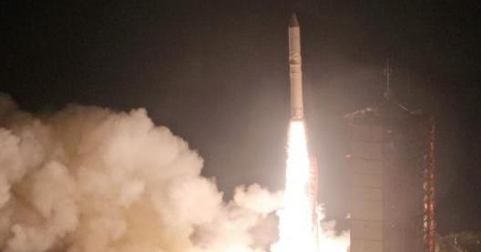 Japan successfully launches solid fuel rocket
