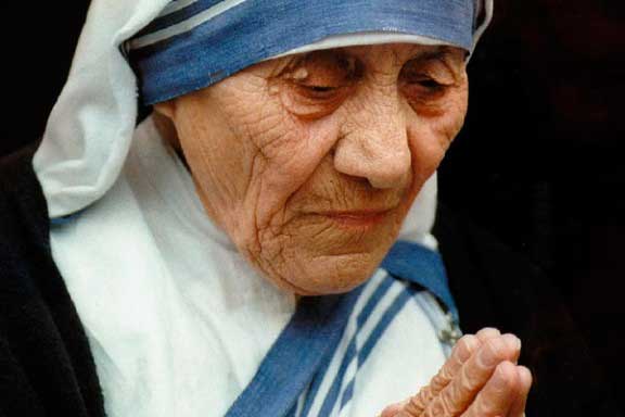 Mother Teresa to be canonised as Saint
