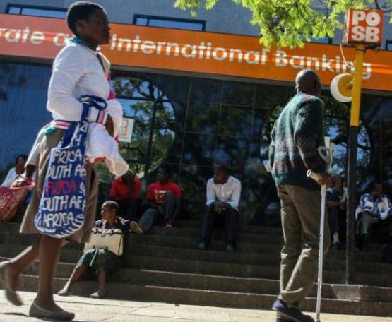 Zimbabwe to print own version of US dollar