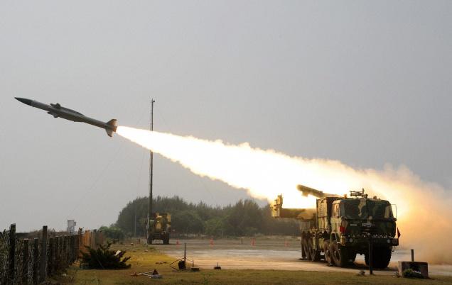 India test fires surface-to-air Akash missiles