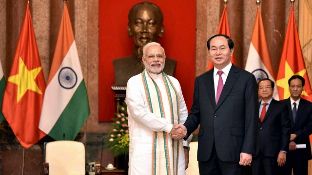 India and Vietnam ink 12 agreements in different areas of cooperation