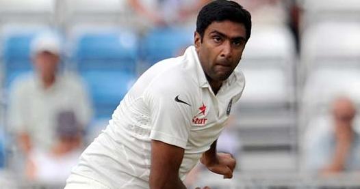 Ravichandran Ashwin receives Garfield Sobers Trophy Ravichandran Ashwin receives Garfield Sobers Trophy